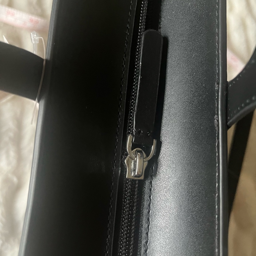 Kate Spade large black briel tote NWT❣️ - Picture 11 of 11